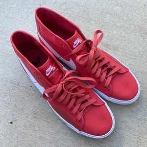 Nike - SB Blzr Court Mid